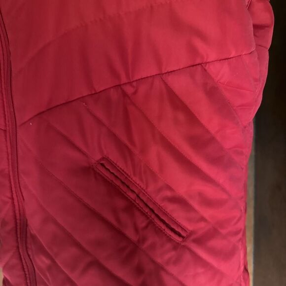 Womens New Directions Red Puffer Vest, XL, Pockets EUC - Picture 3 of 6